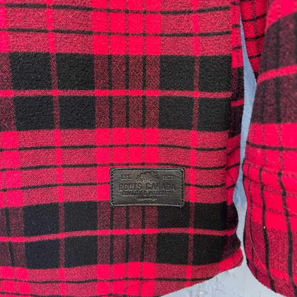 Roots Plaid  Shacket, size 9/10 years old - Picture 2 of 12
